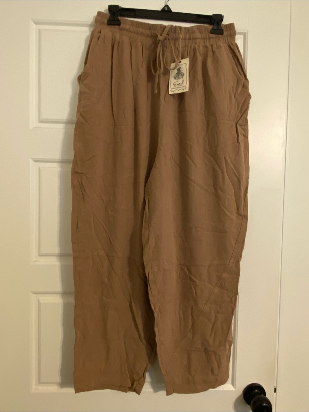 Easel Women’s Relaxed Drawstring Pants